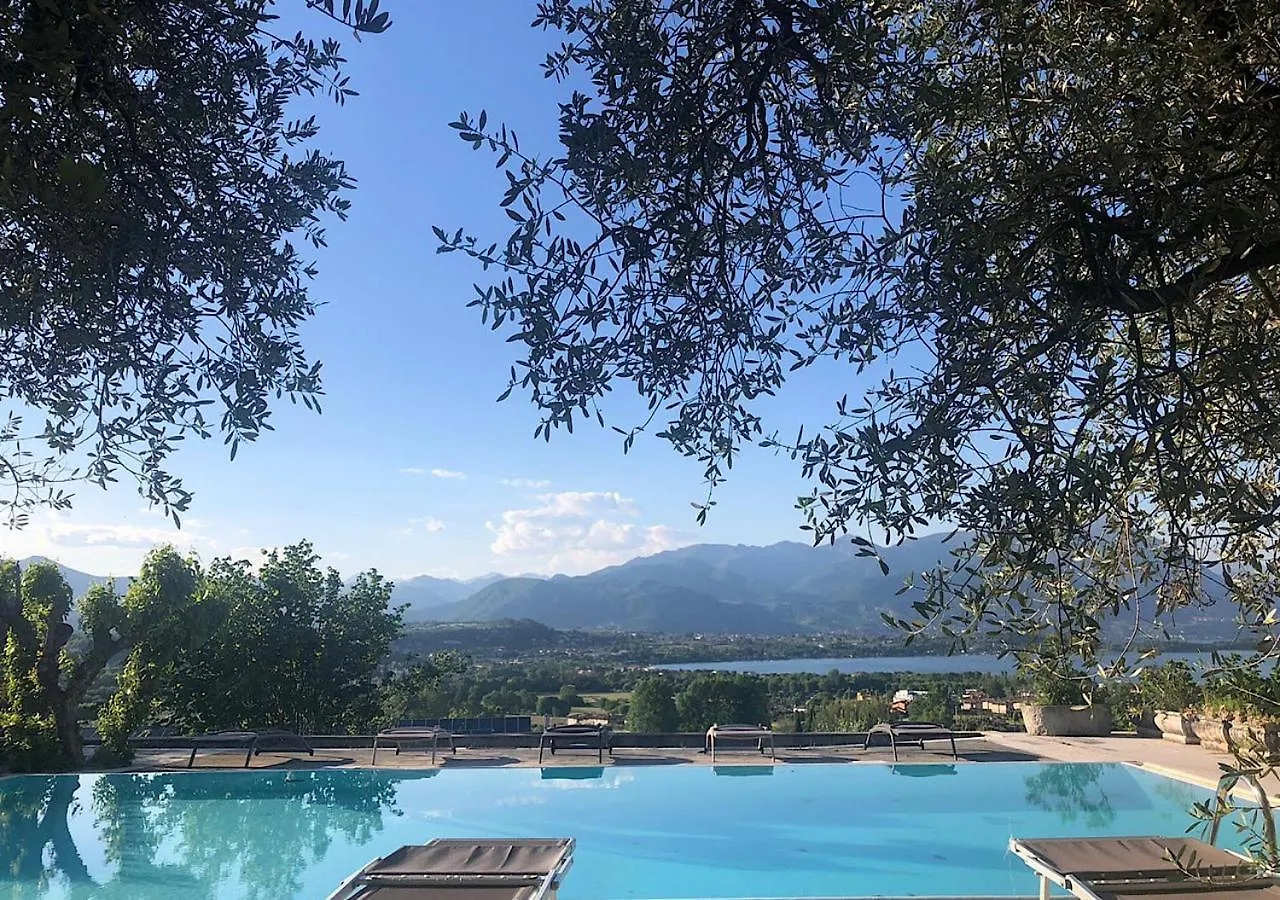 Holiday home Villa Elena Appartamento In Villa Montinelle